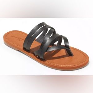 Universal thread sandals